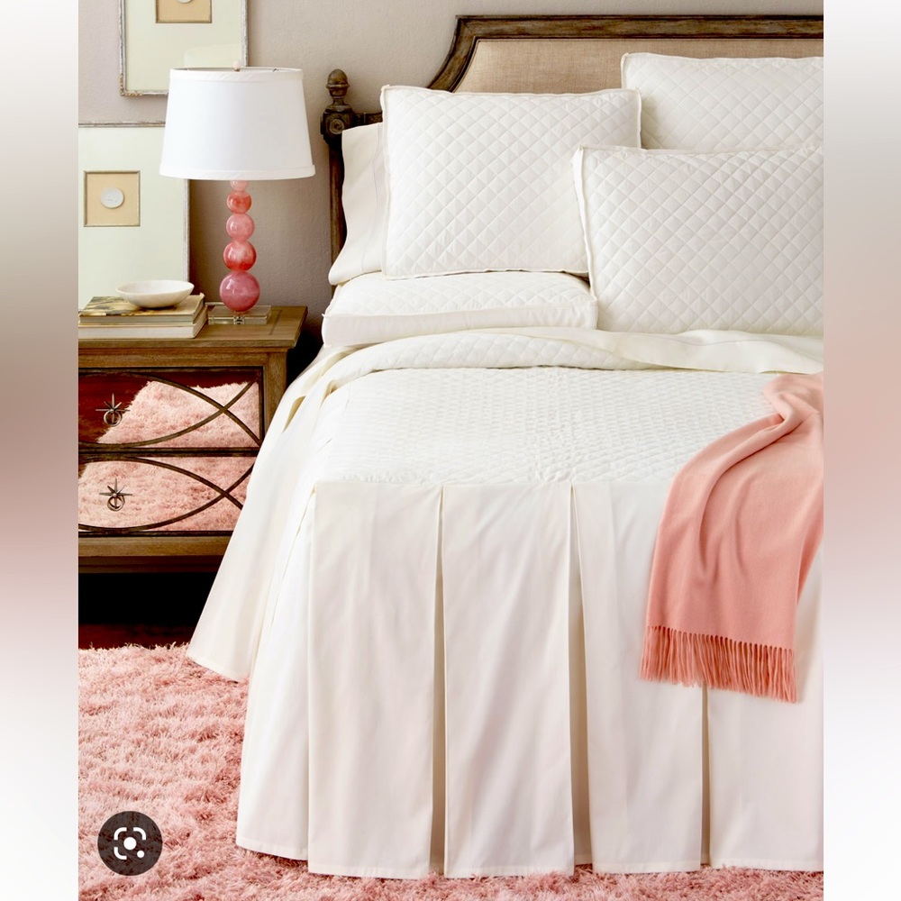 Legacy Home Twin Camden Skirted Bedspread